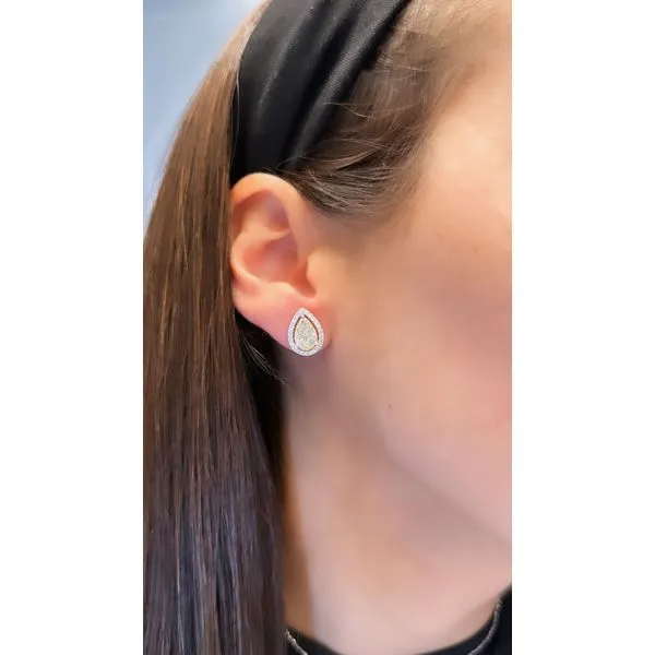 Diamond Earring Mollys Jewelers Brooklyn, NY