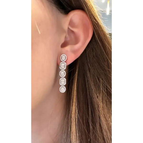 Diamond Earring Mollys Jewelers Brooklyn, NY