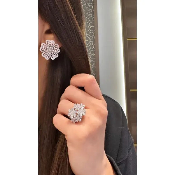 Diamond Earring Image 3 Mollys Jewelers Brooklyn, NY