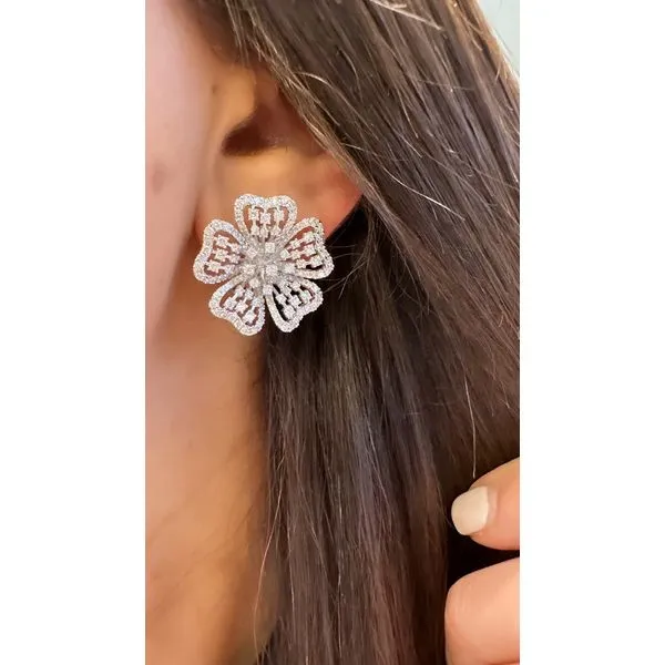 Diamond Earring Mollys Jewelers Brooklyn, NY
