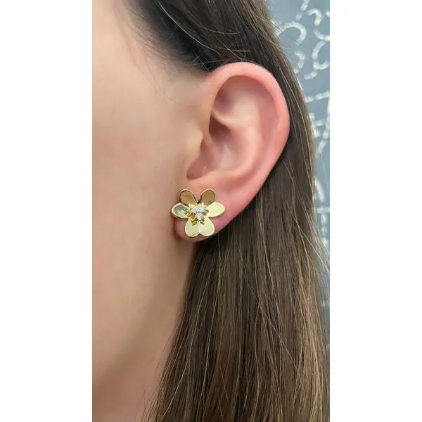 Diamond Earring Mollys Jewelers Brooklyn, NY