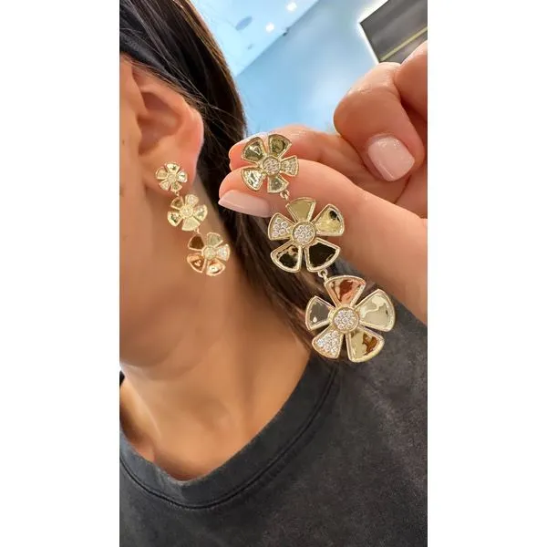 Diamond Earring Image 3 Mollys Jewelers Brooklyn, NY