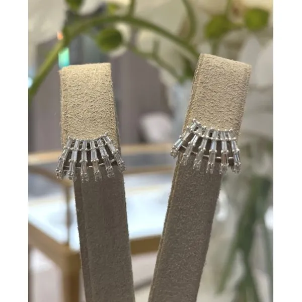 Diamond Earring Mollys Jewelers Brooklyn, NY