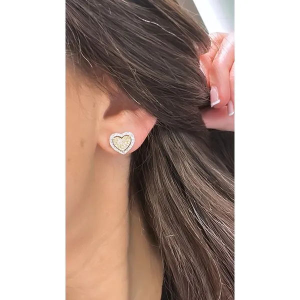 Diamond Earring Mollys Jewelers Brooklyn, NY