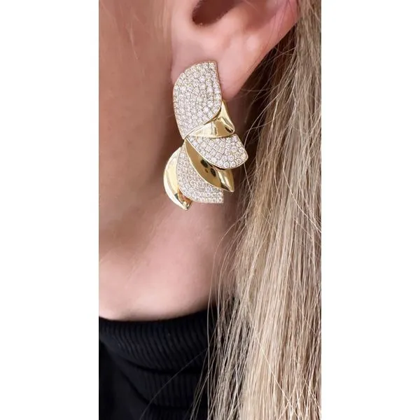Diamond Earring Image 2 Mollys Jewelers Brooklyn, NY