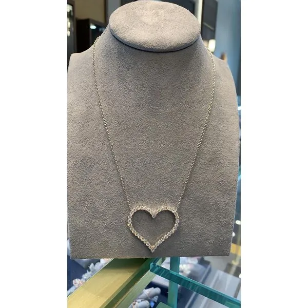 Diamond Pendant Image 2 Mollys Jewelers Brooklyn, NY