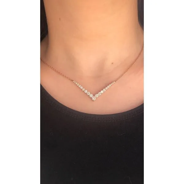 Diamond Pendant Image 2 Mollys Jewelers Brooklyn, NY