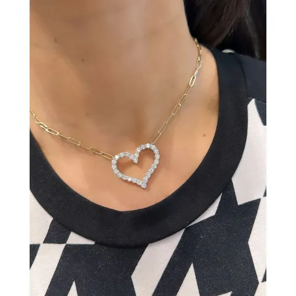 Diamond Pendant Image 2 Mollys Jewelers Brooklyn, NY