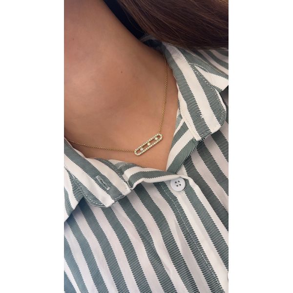 Yellow Gold Diamond Pendant Necklace Featuring Triple Bezels – GlideBar (0.75ct) Image 2 Mollys Jewelers Brooklyn, NY