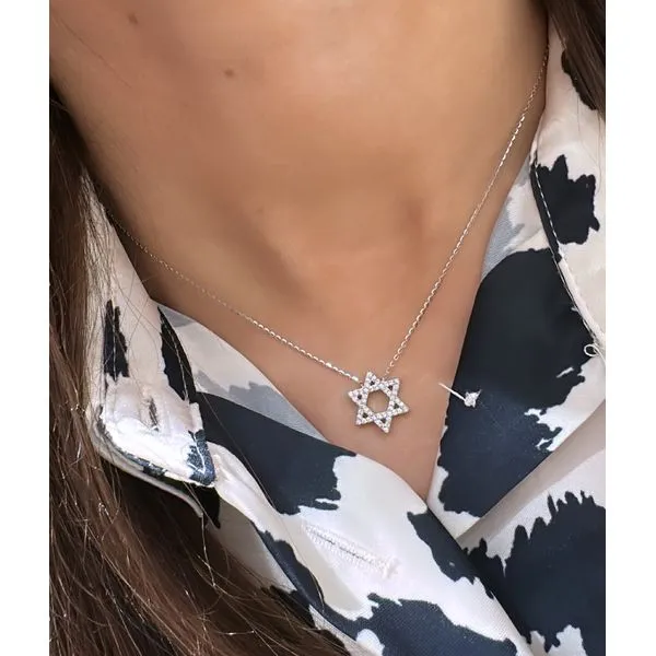 Diamond Pendant Mollys Jewelers Brooklyn, NY