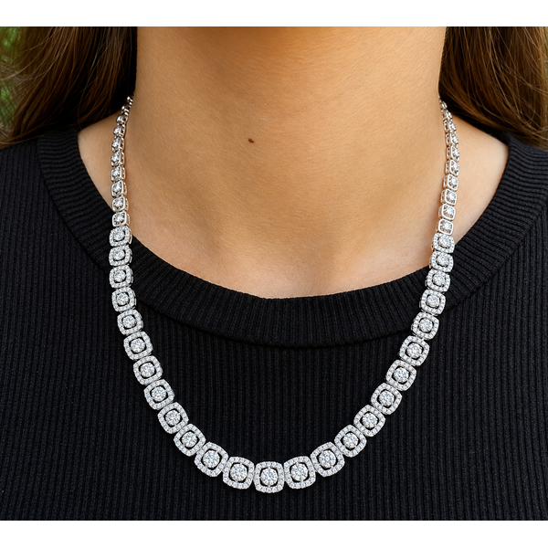 Diamond Cushion Halo Link Necklace Image 2 Mollys Jewelers Brooklyn, NY
