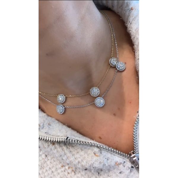 White Gold Trio Diamond Necklace – 1.75ct Sparkling Spheres Image 3 Mollys Jewelers Brooklyn, NY