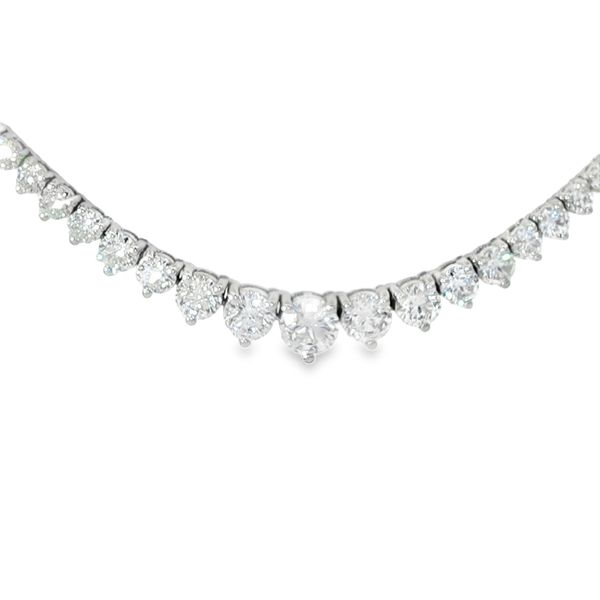 7.80 Carat Graduated Tennis Necklace Mollys Jewelers Brooklyn, NY
