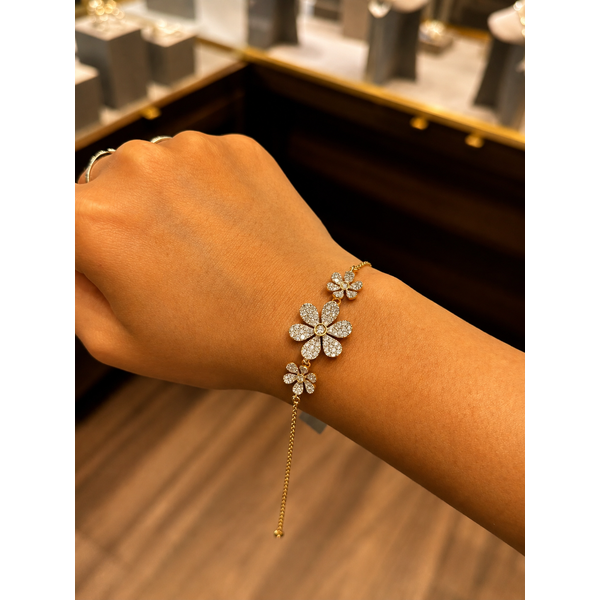 14K Yellow Gold Diamond Floral Station Bracelet – 1.60 CTW Mollys Jewelers Brooklyn, NY