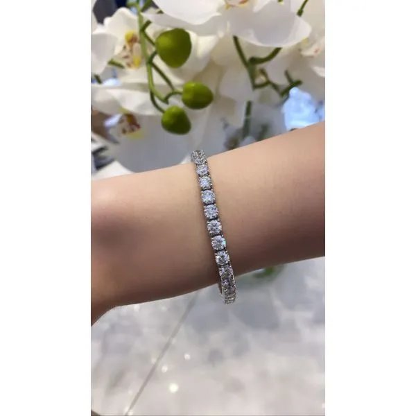 14.40 Carat Diamond Tennis Bracelet, .40'S Image 2 Mollys Jewelers Brooklyn, NY