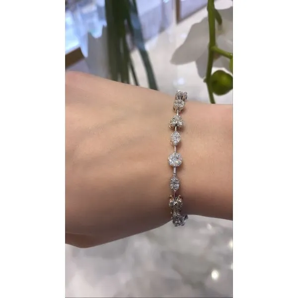 Diamond Bracelet Image 2 Mollys Jewelers Brooklyn, NY