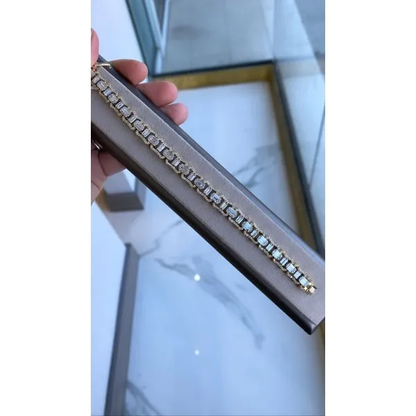 Diamond Bracelet Image 2 Mollys Jewelers Brooklyn, NY