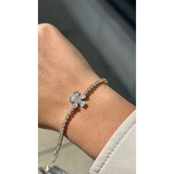 Diamond Bracelet Mollys Jewelers Brooklyn, NY