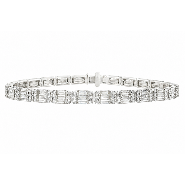White Gold Emerald-Cut Diamond Tennis Bracelet 5.7ctw Mollys Jewelers Brooklyn, NY