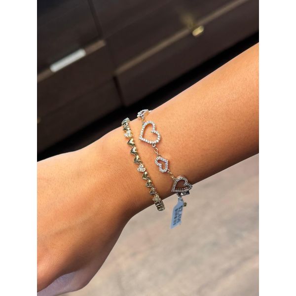 Diamond Bracelet Image 2 Mollys Jewelers Brooklyn, NY