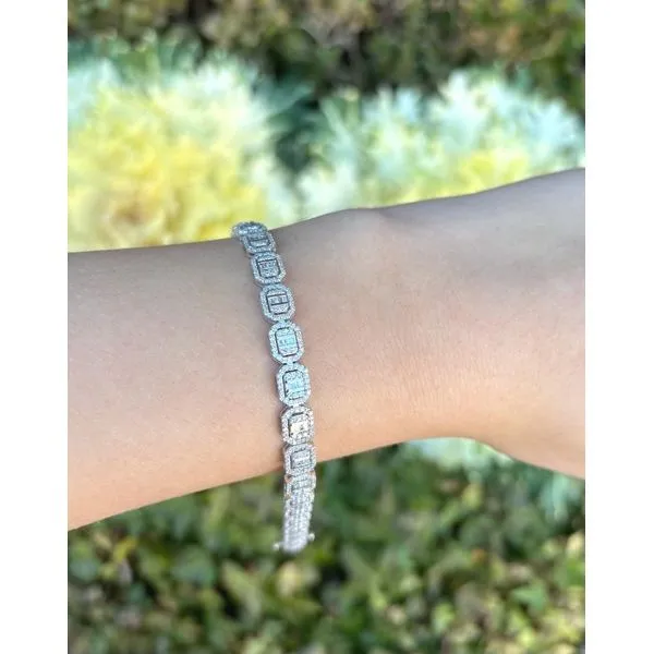 Diamond Bracelet Mollys Jewelers Brooklyn, NY