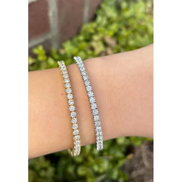 Diamond Bracelet Image 3 Mollys Jewelers Brooklyn, NY