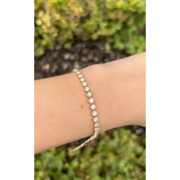Diamond Bracelet Image 2 Mollys Jewelers Brooklyn, NY