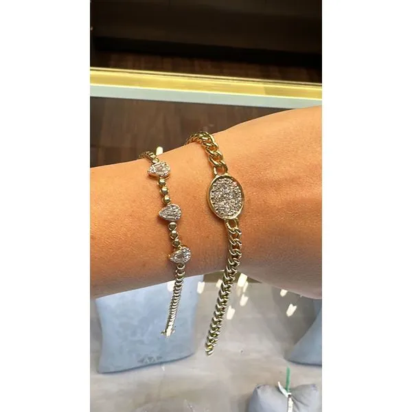 Diamond Bracelet Image 3 Mollys Jewelers Brooklyn, NY