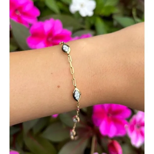 Diamond Bracelet Mollys Jewelers Brooklyn, NY