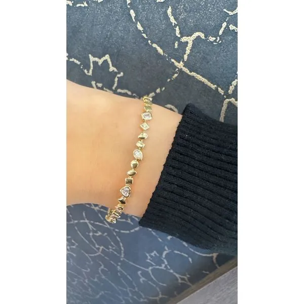Diamond Bracelet Mollys Jewelers Brooklyn, NY