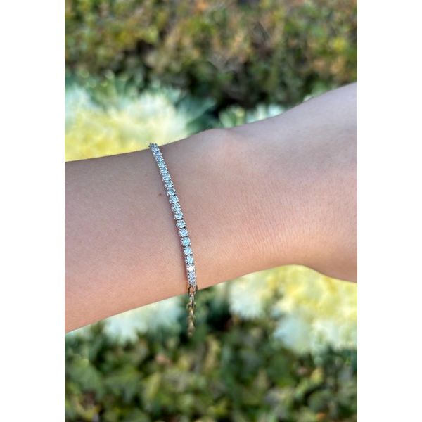 Diamond Bracelet Mollys Jewelers Brooklyn, NY