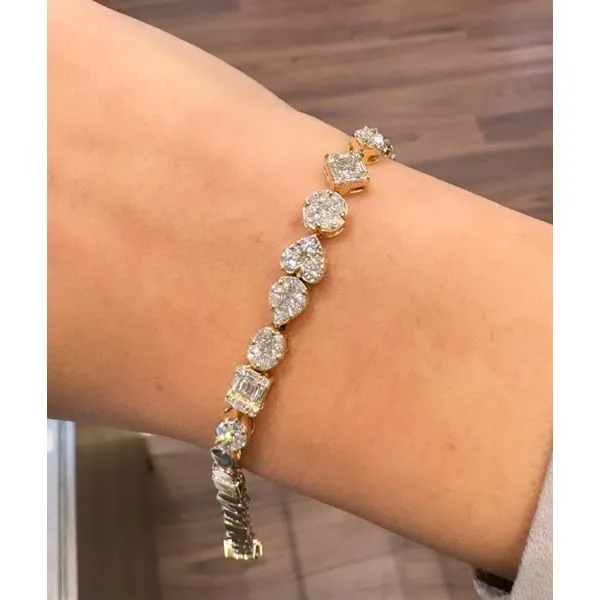 Diamond Bracelet Mollys Jewelers Brooklyn, NY