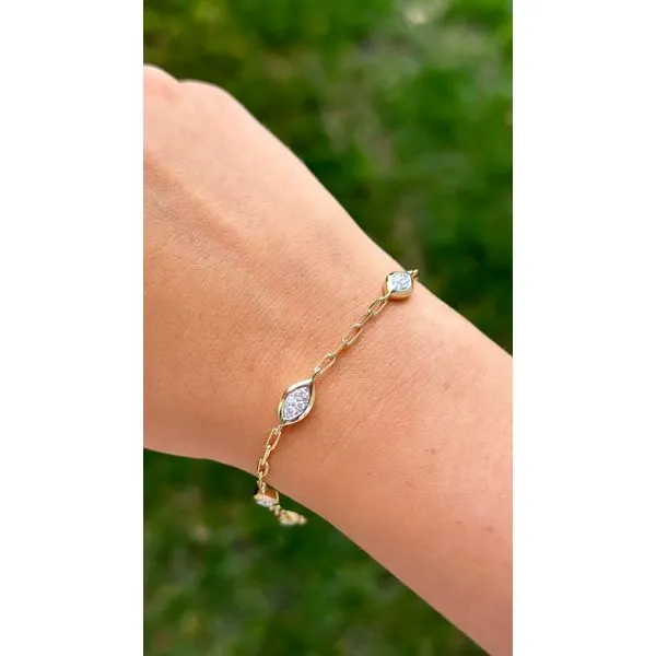 Diamond Bracelet Mollys Jewelers Brooklyn, NY