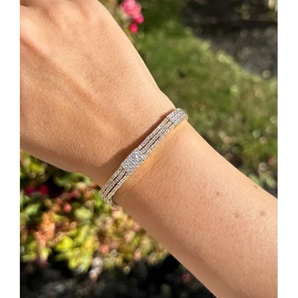 Diamond Bracelet Mollys Jewelers Brooklyn, NY
