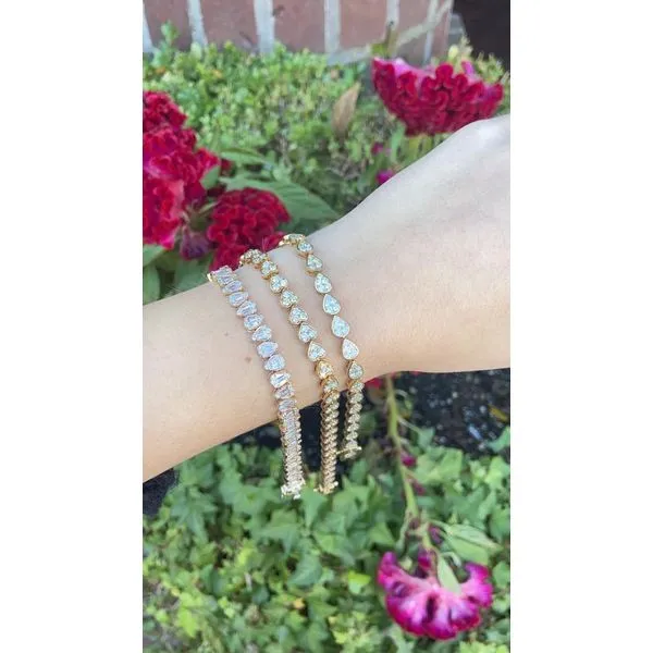 Diamond Bracelet Image 3 Mollys Jewelers Brooklyn, NY