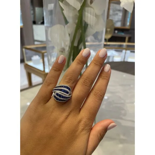 Color stone Ring Image 4 Mollys Jewelers Brooklyn, NY