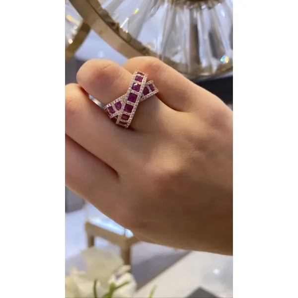 Color stone Ring Image 2 Mollys Jewelers Brooklyn, NY