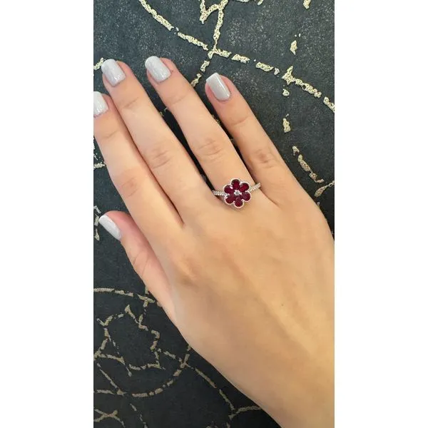 Color stone Ring Image 2 Mollys Jewelers Brooklyn, NY