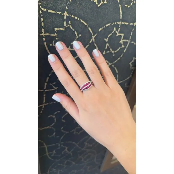 Color stone Ring Image 2 Mollys Jewelers Brooklyn, NY