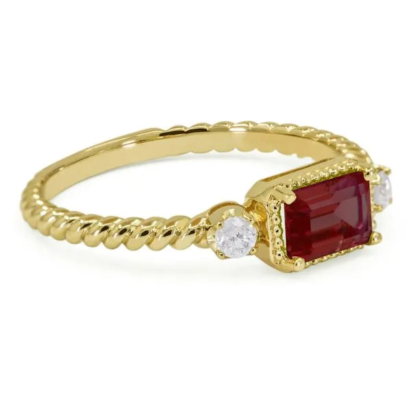 Color stone Ring Image 2 Mollys Jewelers Brooklyn, NY