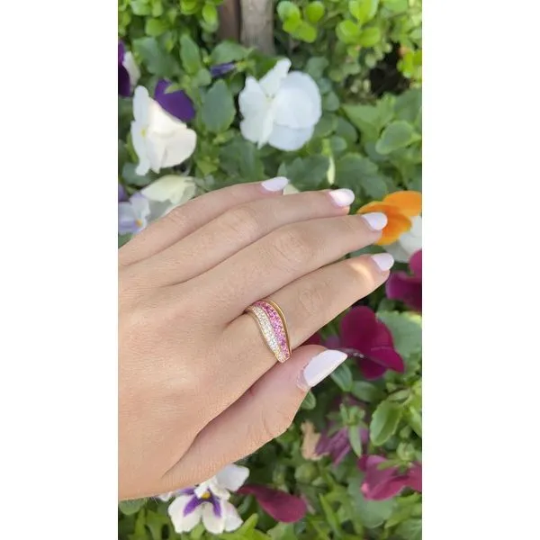 Color stone Ring Image 2 Mollys Jewelers Brooklyn, NY