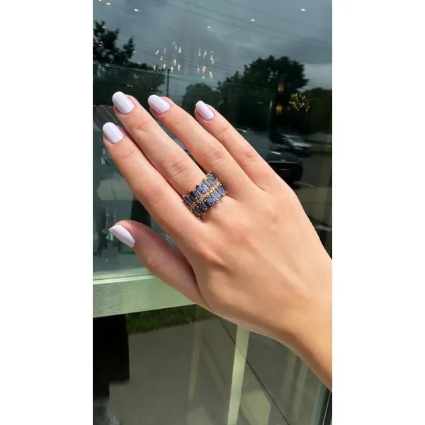 Yellow Gold SapphireCluster Sapphire & Diamond Ring Image 2 Mollys Jewelers Brooklyn, NY