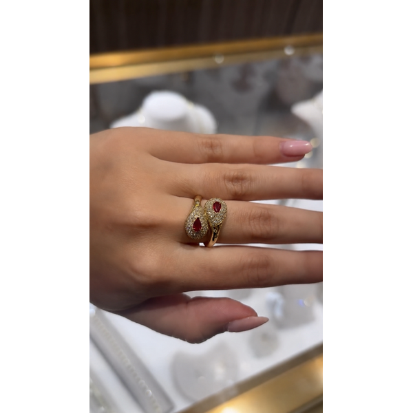 Color stone Ring Image 3 Mollys Jewelers Brooklyn, NY