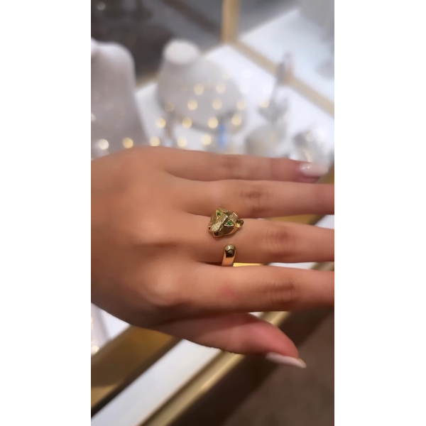 Color stone Ring Image 2 Mollys Jewelers Brooklyn, NY
