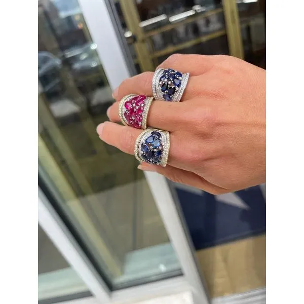 Color stone Ring Image 3 Mollys Jewelers Brooklyn, NY