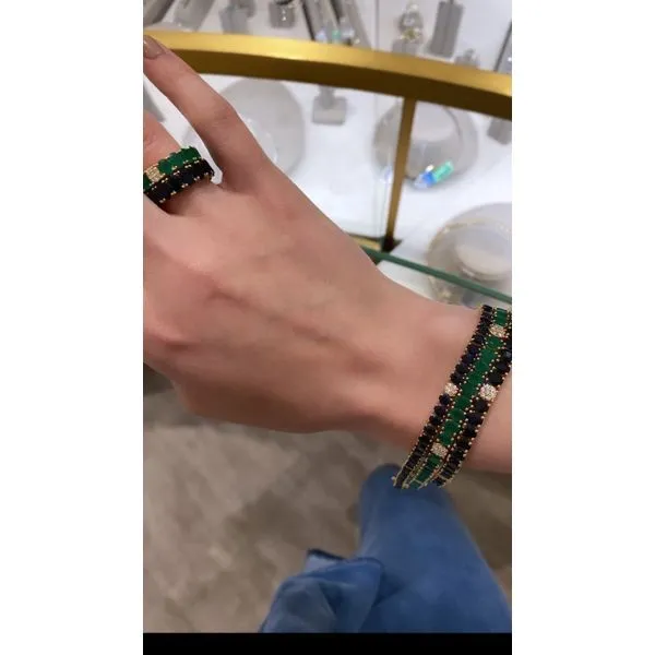 Color stone Ring Image 3 Mollys Jewelers Brooklyn, NY