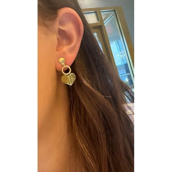 Gold Earring-No Diamonds Mollys Jewelers Brooklyn, NY