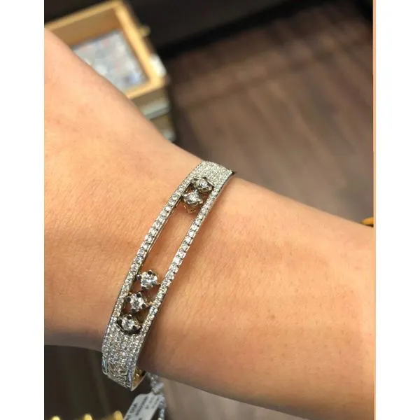 Bangle Mollys Jewelers Brooklyn, NY