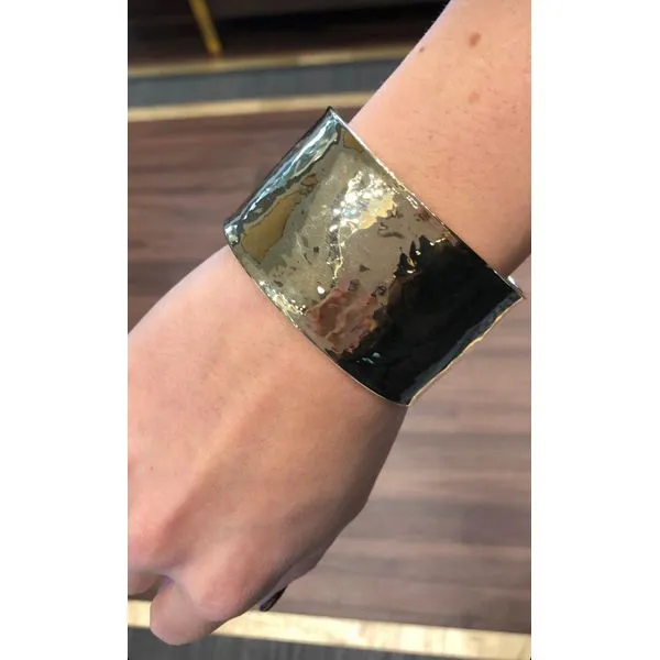 Bangle Image 2 Mollys Jewelers Brooklyn, NY