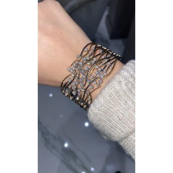 Bangle Mollys Jewelers Brooklyn, NY